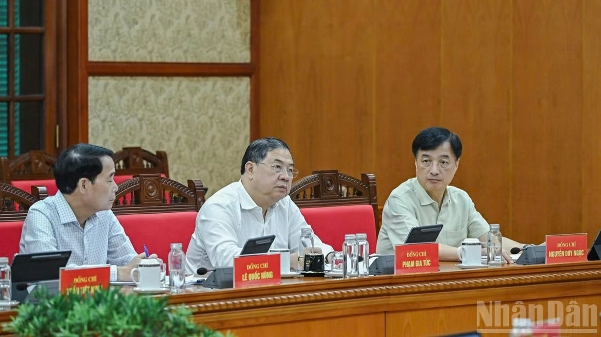Bảo đảm tiến độ, chất lượng Đề cương, đáp ứng yêu cầu tổng kết 40 năm thực hiện Cương lĩnh