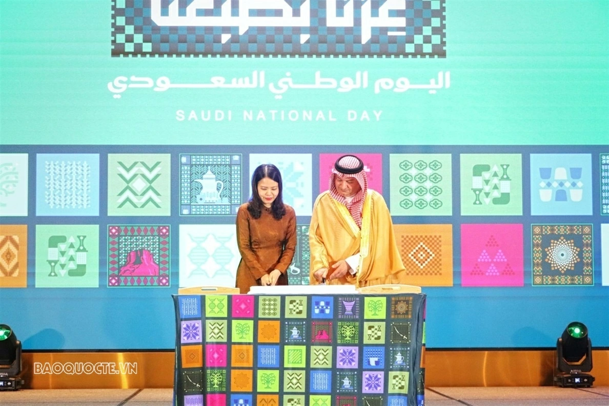 Thứ trưởng Nguyễn Minh Hằng dự Lễ kỷ niệm Quốc khánh Saudi Arabia