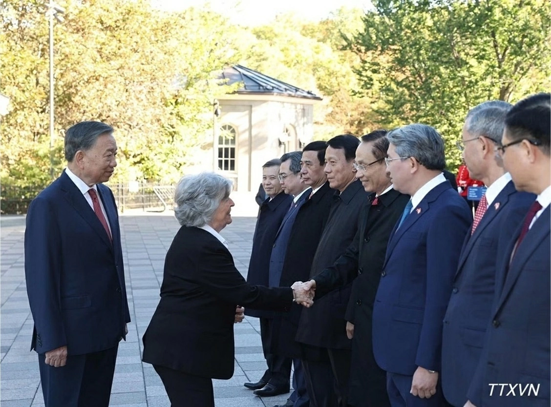 Tổng Bí thư, Chủ tịch nước Tô Lâm hội kiến với Toàn quyền Canada Louise Arbour