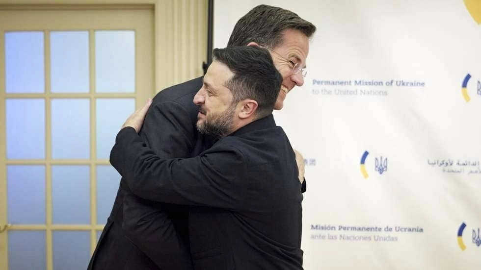 Tổng thống Ukraine Volodymyr Zelenskyy gặp Tổng Thư ký NATO Mark Rutte bên lề Phiên thảo luận cấp cao Đại hội đồng Liên hợp quốc khóa 81 tại New York. (Nguồn: Observador) Tổng thống Ukraine Volodymyr Zelenskyy gặp Tổng Thư ký NATO Mark Rutte bên lề Phiên thảo luận cấp cao Đại hội đồng Liên hợp quốc khóa 81 tại New York. (Nguồn: Observador)