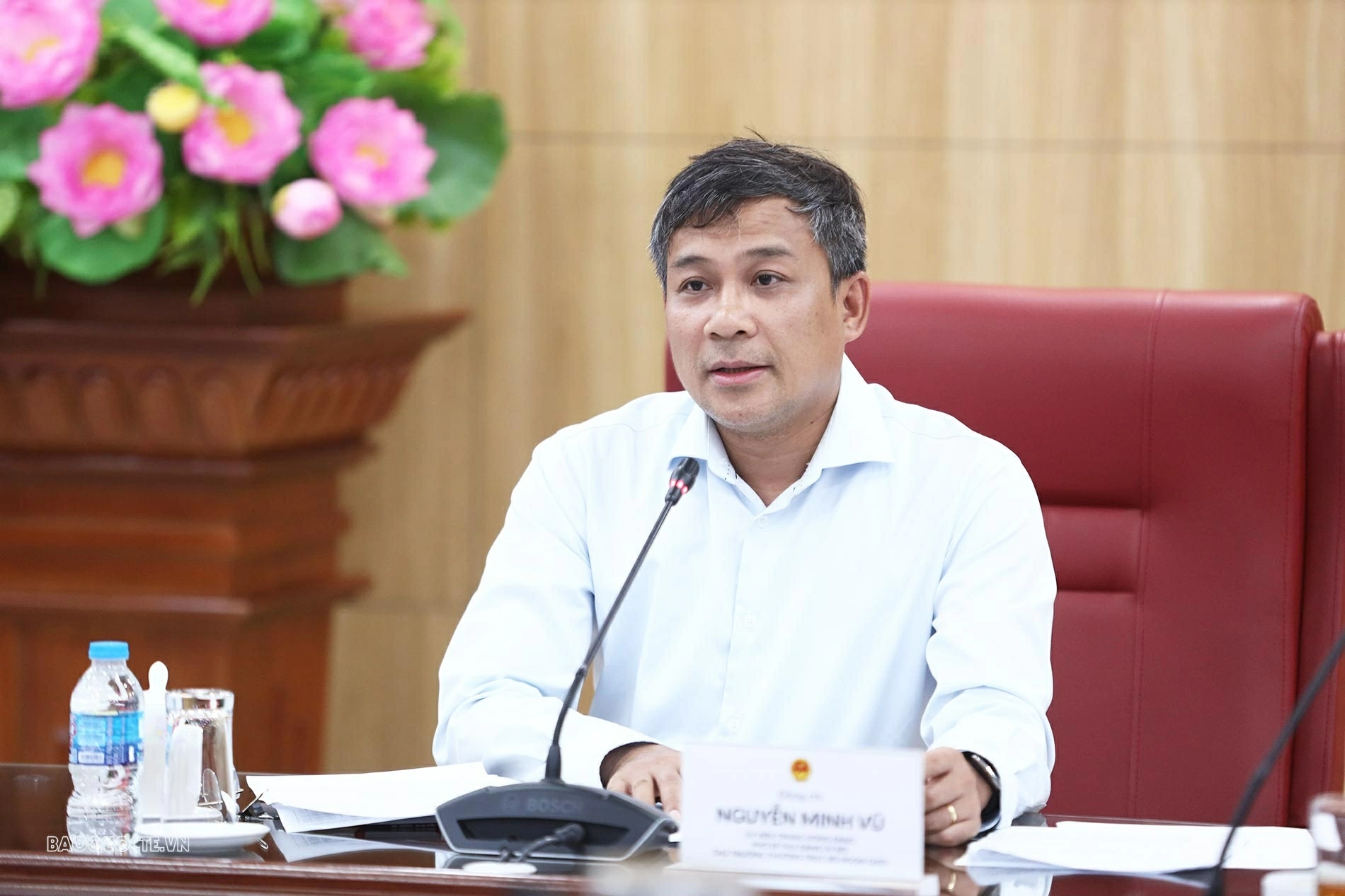 Ủy viên Trung ương Đảng, Thứ trưởng Thường trực Bộ Ngoại giao Nguyễn Minh Vũ, Trưởng Ban Thư ký Quốc gia APEC 2027 cuộc họp cập nhật tiến độ triển khai công tác chuẩn bị cho Năm APEC 2027. Ủy viên Trung ương Đảng, Thứ trưởng Thường trực Bộ Ngoại giao Nguyễn Minh Vũ, Trưởng Ban Thư ký Quốc gia APEC 2027 cuộc họp cập nhật tiến độ triển khai công tác chuẩn bị cho Năm APEC 2027.