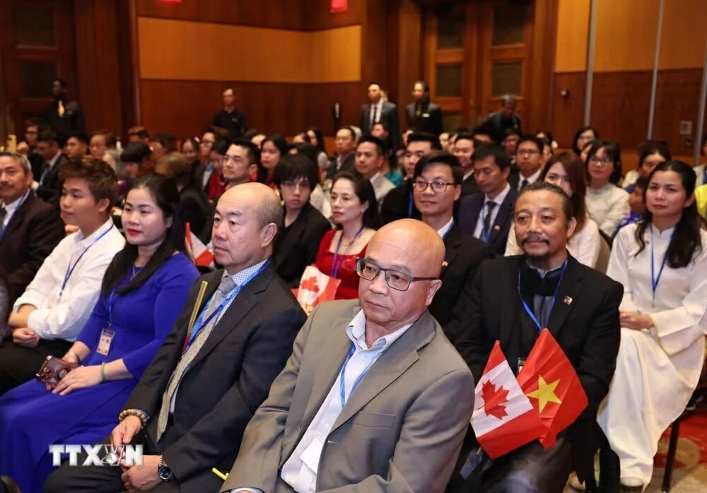 Tổng Bí thư, Chủ tịch nước Tô Lâm mong kiều bào tại Canada tiếp tục củng cố sức mạnh đại đoàn kết toàn dân tộc, lan tỏa giá trị văn hóa Việt Nam Tổng Bí thư, Chủ tịch nước Tô Lâm mong kiều bào tại Canada tiếp tục củng cố sức mạnh đại đoàn kết toàn dân tộc, lan tỏa giá trị văn hóa Việt Nam