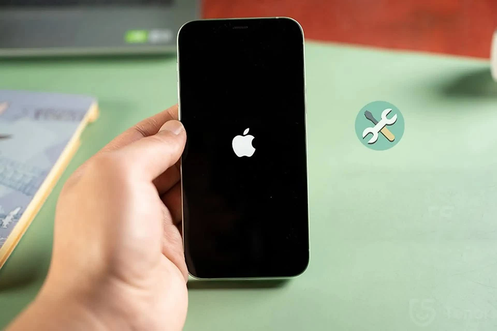 Apple đưa ra giải pháp cho lỗi khởi động lại trên iPhone 18 Pro.