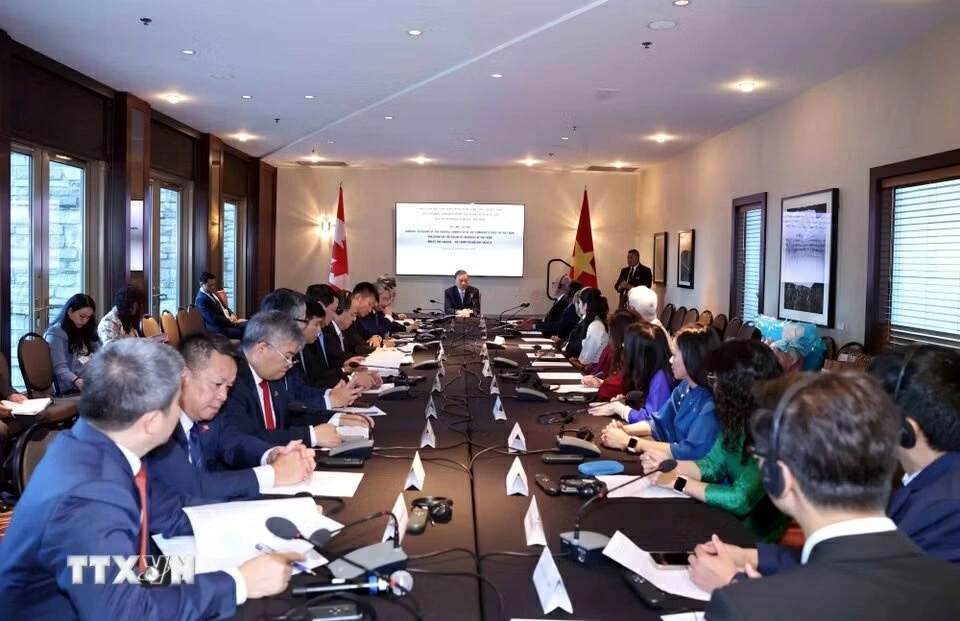 Tình cảm của những người bạn Canada dành cho Việt Nam không ồn ào, không cần đáp đền, chỉ lặng lẽ bền bỉ suốt hơn nửa thế kỷ