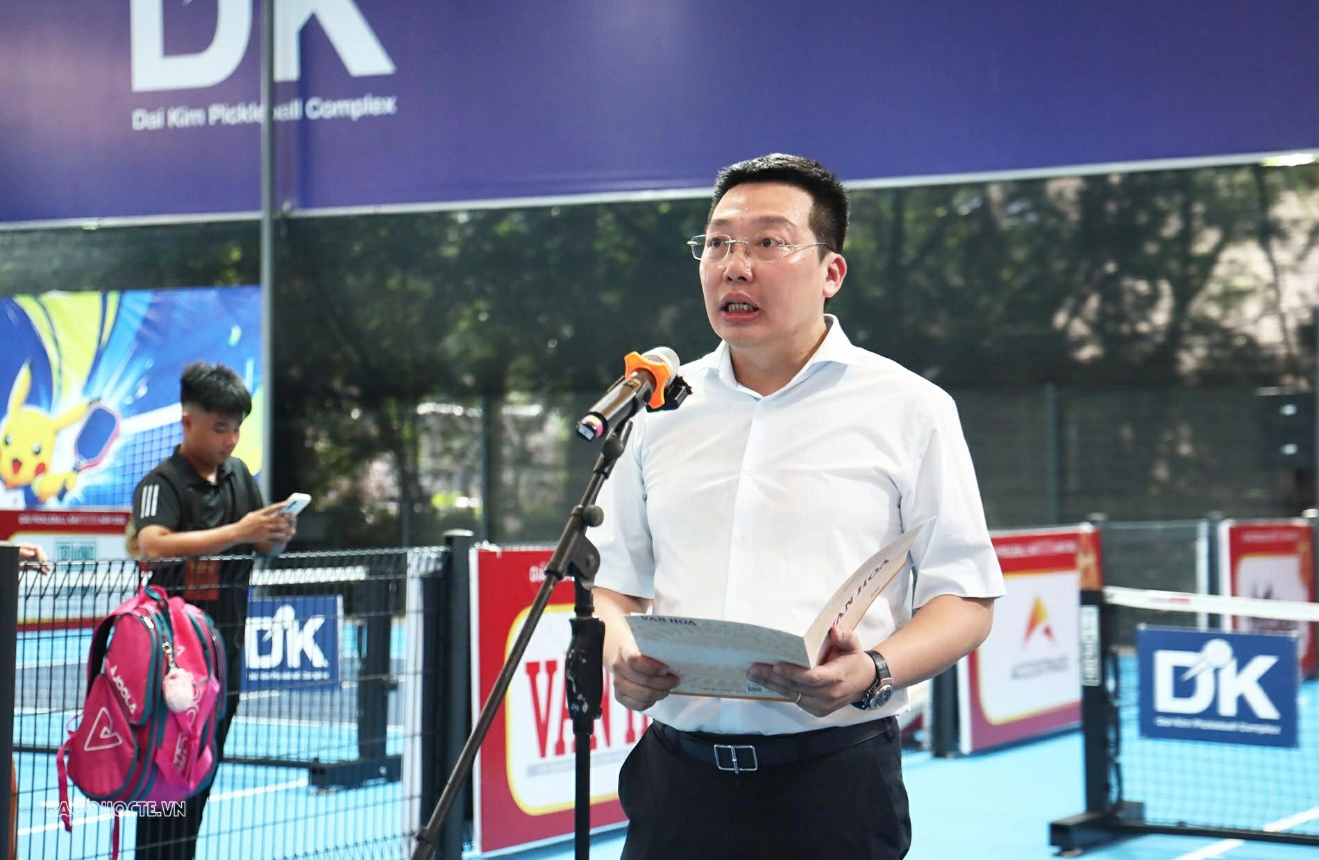 Phát biểu khai mạc Giải Pickleball Báo Văn hóa - “Pickleball Văn hóa Việt 2026”, Tổng Biên tập Báo Văn Hóa Nguyễn Anh Vũ, Trưởng Ban Tổ chức Giải khẳng định, với Báo Văn Hóa, tổ chức một giải thể thao không đơn thuần là tạo ra một sân chơi để tranh tài.  Ban Tổ chức mong muốn thông qua thể thao để kết nối cộng đồng, lan tỏa những giá trị văn hóa tốt đẹp và góp phần khơi dậy tinh thần sống khỏe, sống tích cực trong mỗi người.