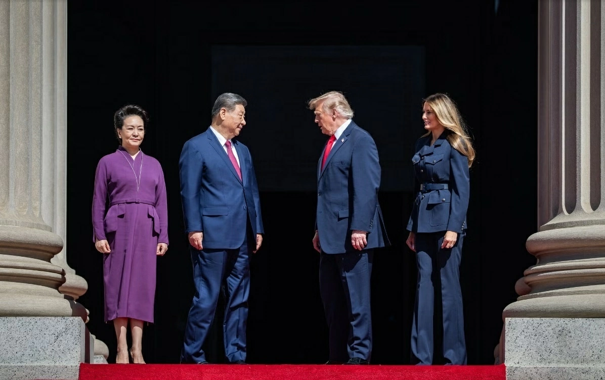 Thỏa thuận đình chiến Mỹ-Trung Quốc: Bao cát ngăn chặn một trận lũ. (Nguồn: The New York Times)