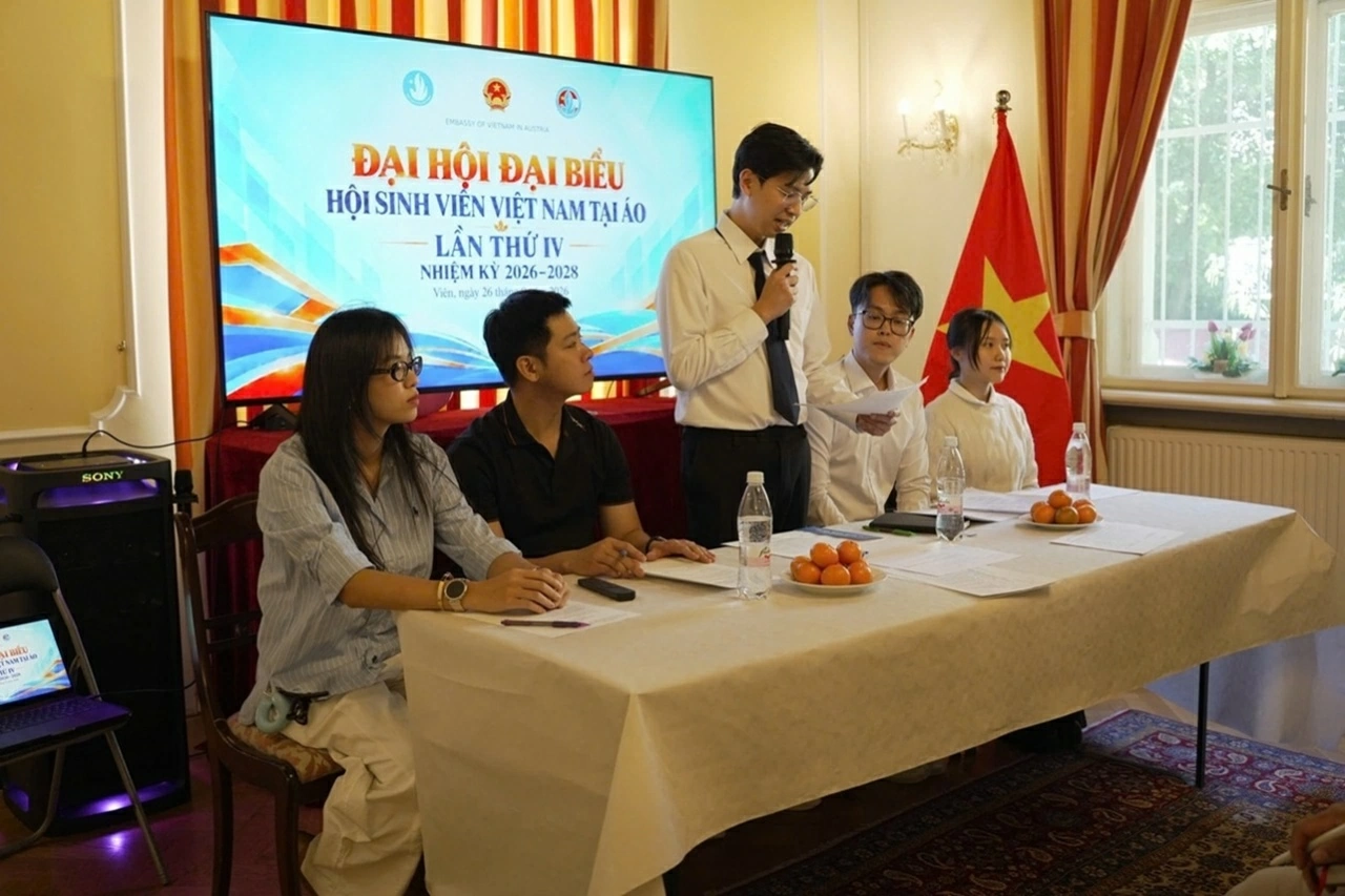 Đại hội đại biểu lần thứ IV Hội Sinh viên Việt Nam tại Áo: Đoàn kết, năng động, sáng tạo, trách nhiệm Đại hội đại biểu lần thứ IV Hội Sinh viên Việt Nam tại Áo: Đoàn kết, năng động, sáng tạo, trách nhiệm