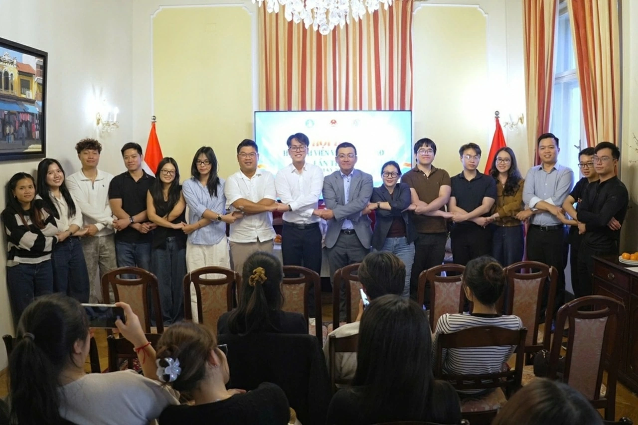 Đại hội đại biểu lần thứ IV Hội Sinh viên Việt Nam tại Áo: Đoàn kết, năng động, sáng tạo, trách nhiệm Đại hội đại biểu lần thứ IV Hội Sinh viên Việt Nam tại Áo: Đoàn kết, năng động, sáng tạo, trách nhiệm