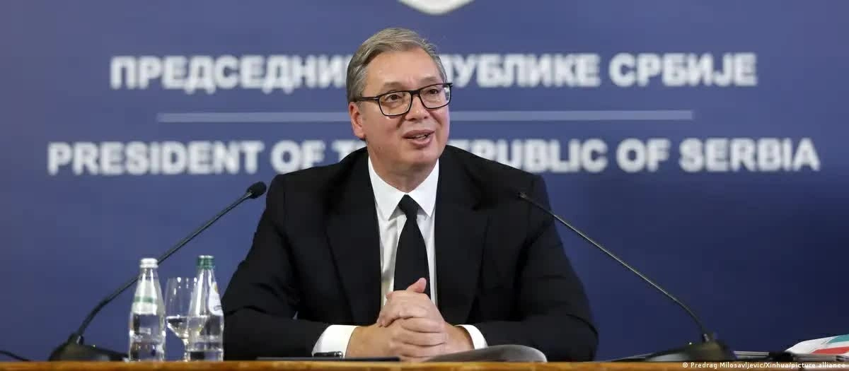 Tổng thống Serbia Aleksandar Vucic từ chức, chuẩn bị cho cuộc đua quan trọng. (Nguồn: Tân Hoa xã) Tổng thống Serbia Aleksandar Vucic từ chức, chuẩn bị cho cuộc đua quan trọng. (Nguồn: Tân Hoa xã)