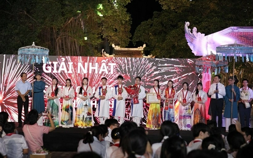 Văn Văn Miếu - Quốc Tử Giám, di sản văn hóa, giáo dục, học sinh, Cuộc thi, Miếu - Quốc Tử Giám đến gần hơn với học sinh qua một sân chơi về di sản