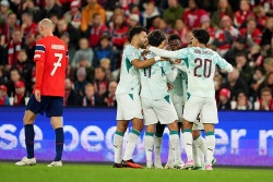 Bồ Đào Nha thắng Na Uy trong ngày Ronaldo không ra sân, Haaland củng cố kỷ lục ghi bàn