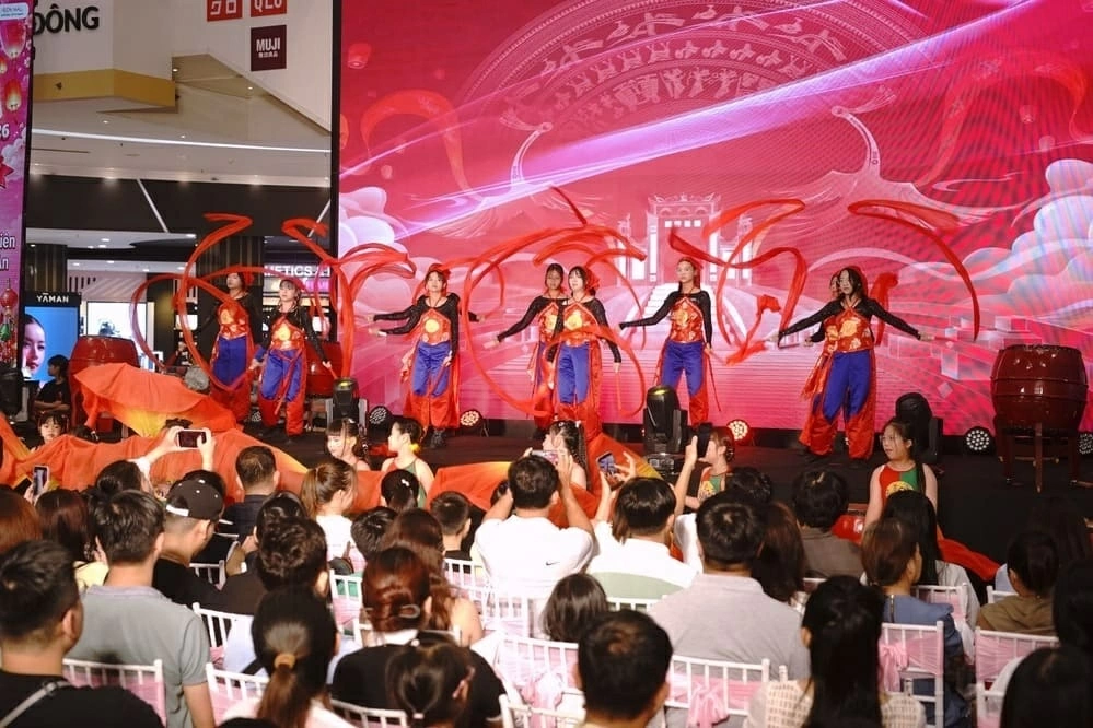 Các tài năng nhí tỏa sáng tại Alina Dance Fest 2026