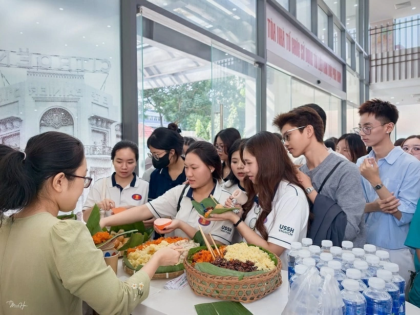 Chợ xưa kể chuyện nếp nhà người Việt Chợ xưa kể chuyện nếp nhà người Việt