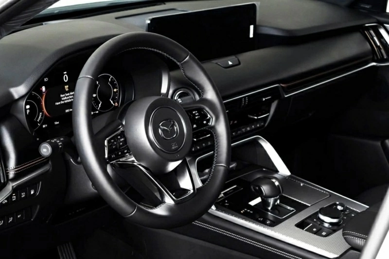Khoang cabin của Mazda CX-90.