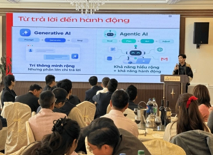 Nam Võ, kỹ sư máy học cao cấp tại Pinterest, trình bày về sự trỗi dậy của AI tác nhân, ngày 27/9.