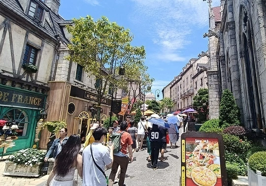 Du lịch Việt Nam tiếp tục ghi dấu tại World Travel Awards 2026 Du lịch Việt Nam tiếp tục ghi dấu ấn tại World Travel Awards 2026