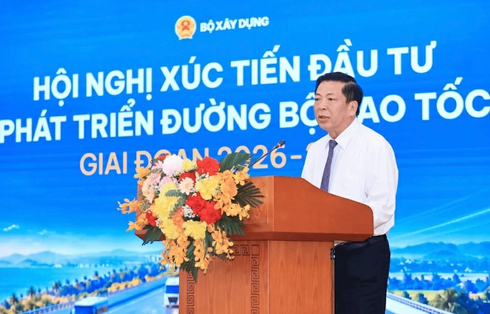 Bộ trưởng Bộ Xây dựng phát biểu khai mạc Hội nghị.