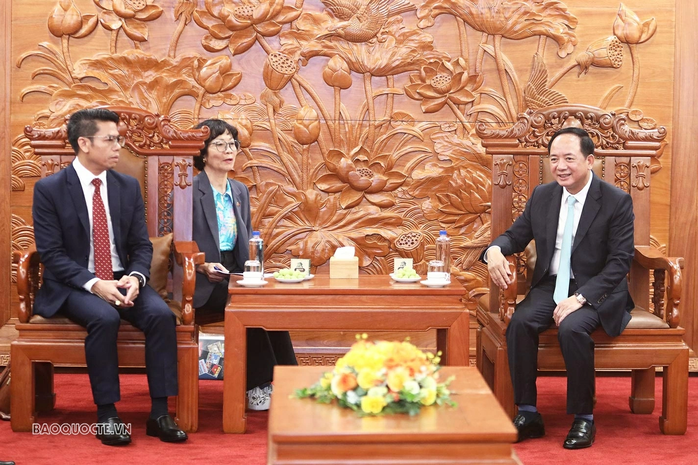 Trưởng Ban Tuyên giáo Trung ương Trịnh Văn Quyết tiếp đồng chí Sakhone Phommalath, Phó Trưởng Ban Tuyên huấn Trung ương Đảng Nhân dân cách mạng Lào.