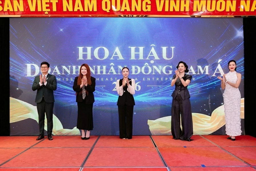 Nữ doanh nhân Đông Nam Á hội ngộ tại cuộc thi sắc đẹp ở Việt Nam Nữ doanh nhân Đông Nam Á hội ngộ tại cuộc thi sắc đẹp ở Việt Nam