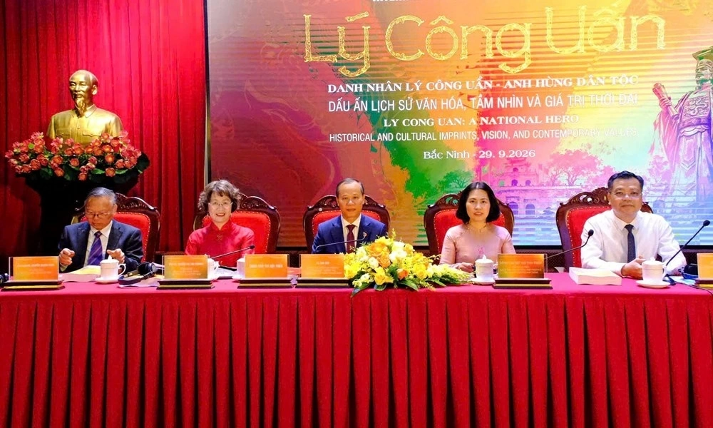 Bổ sung cơ sở khoa học xây dựng hồ sơ UNESCO về danh nhân Lý Công Uẩn Bổ sung cơ sở khoa học xây dựng hồ sơ UNESCO về danh nhân Lý Công Uẩn