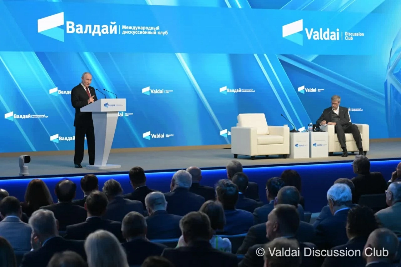 Tổng thống Putin: Kinh tế Nga vẫn ổn và bền vững