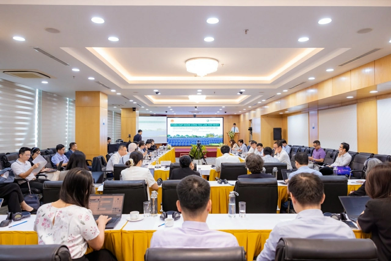 Từ đối thoại đến triển khai thúc đẩy hiện đại hóa lưới điện và phát triển BESS tại Việt Nam Từ đối thoại đến triển khai thúc đẩy hiện đại hóa lưới điện và phát triển BESS tại Việt Nam