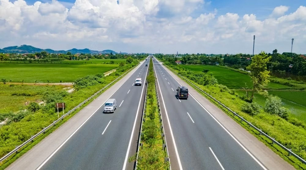 Phát huy nguồn lực kiều bào tại Trung Lào