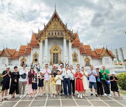Phiêu bồng cùng lớp ký ức xứ Chùa Vàng
