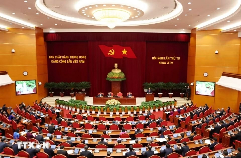Thông cáo báo chí về ngày làm việc thứ nhất Hội nghị lần thứ Tư Ban Chấp hành Trung ương Đảng khóa XIV