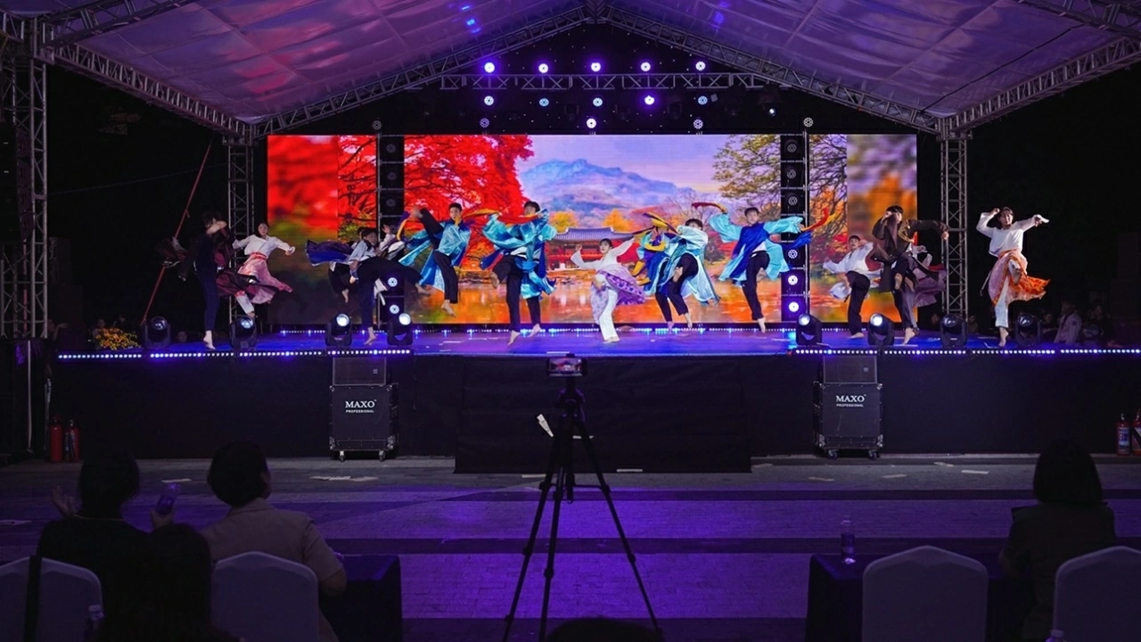 Tổ chức thành công Ngày hội văn hóa Việt Nam - Hàn Quốc 2026
