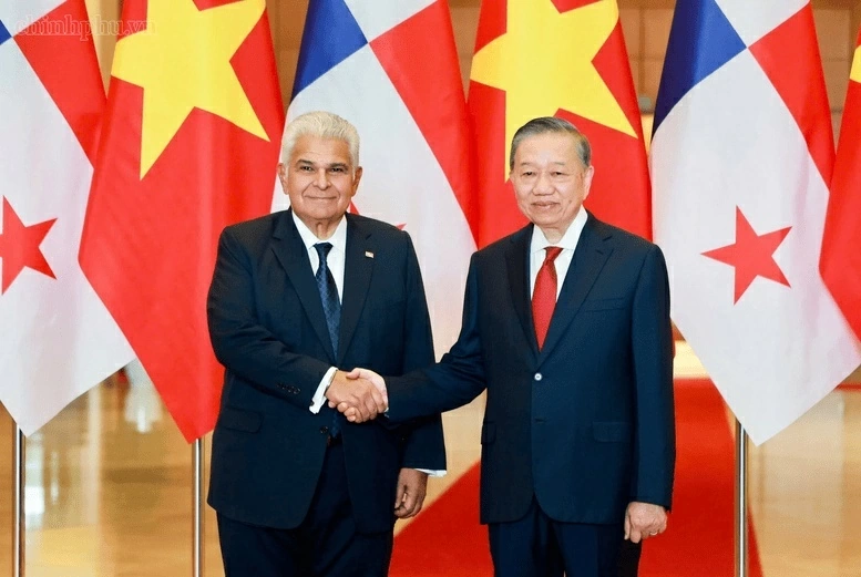 Tổng Bí thư, Chủ tịch nước Tô Lâm và Tổng thống Panama José Raúl Mulino. (Nguồn: TTXVN) Tổng Bí thư, Chủ tịch nước Tô Lâm và Tổng thống Panama José Raúl Mulino. (Nguồn: TTXVN)