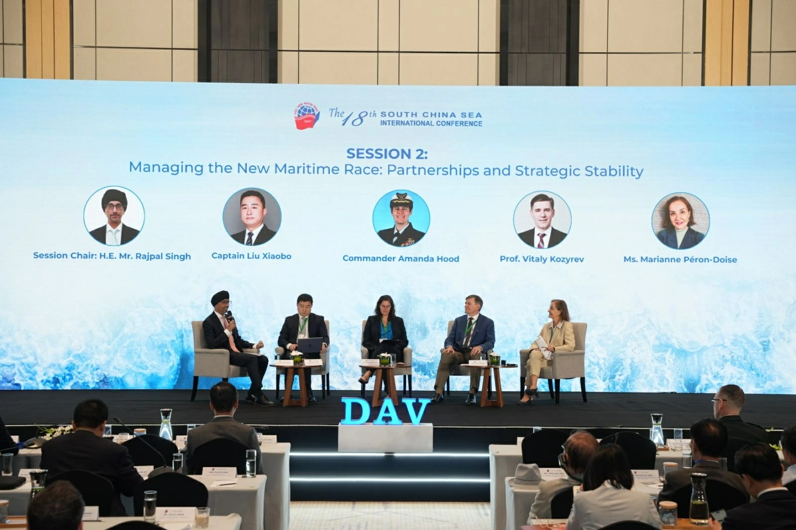 Cạnh tranh, kết nối và hợp tác: Biển Đông và trật tự hàng hải khu vực