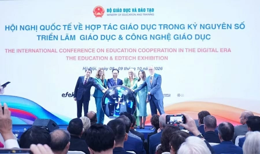 Bộ trưởng GD&ĐT Hoàng Minh Sơn: Giáo dục phải chuyển đổi để làm chủ công nghệ, dẫn dắt AI có trách nhiệm
