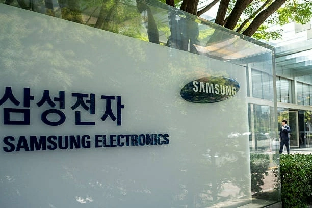 Samsung lần đầu vượt mốc lợi nhuận 100.000 tỷ Won nhờ cơn sốt AI Samsung lần đầu vượt mốc lợi nhuận 100.000 tỷ Won nhờ cơn sốt AI