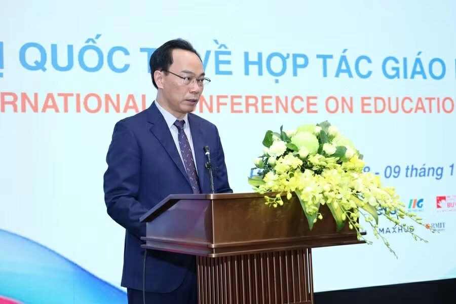 Bộ trưởng GD&ĐT