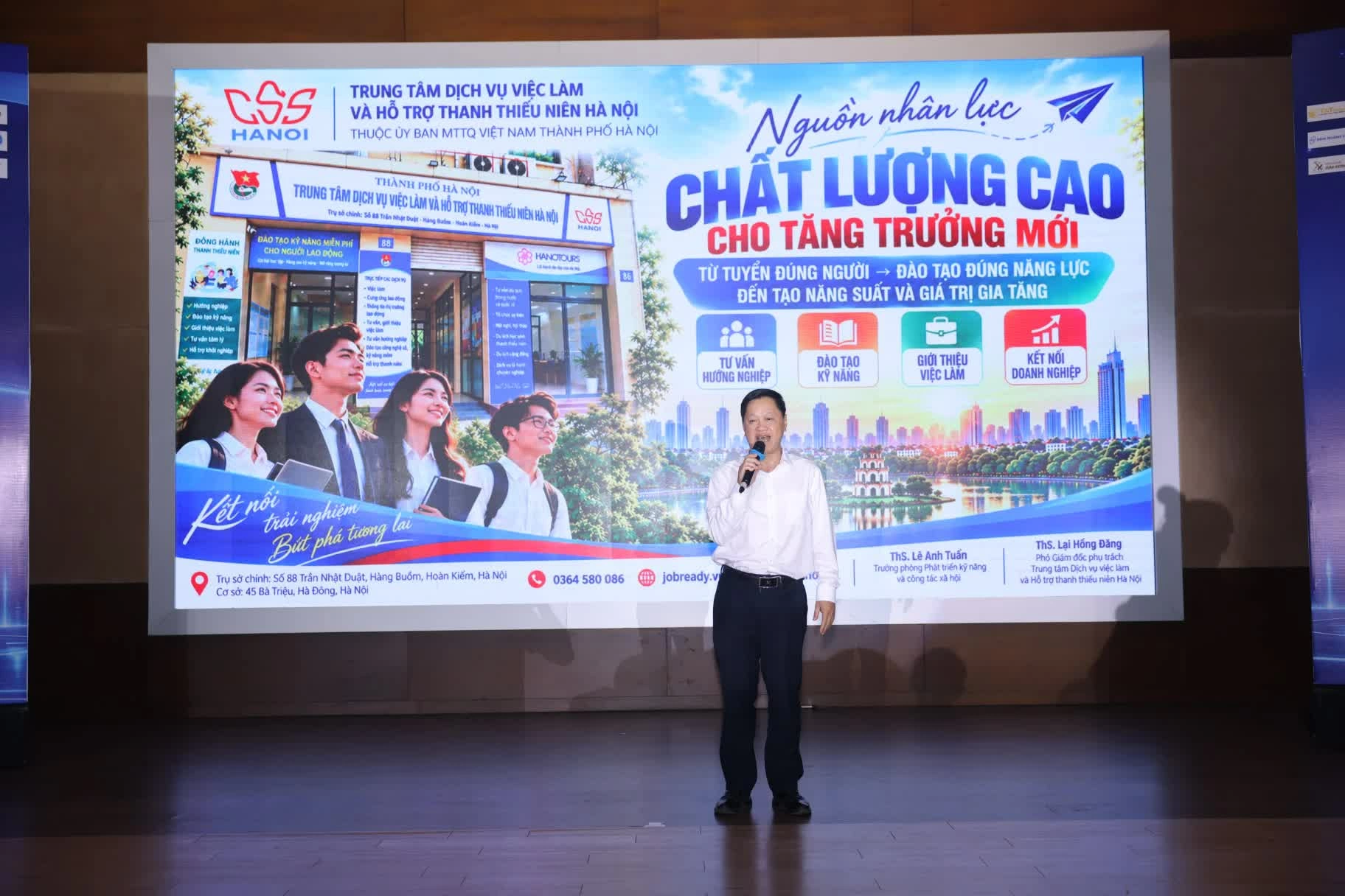 Ba bài toán nhân lực mở đường cho tăng trưởng mới