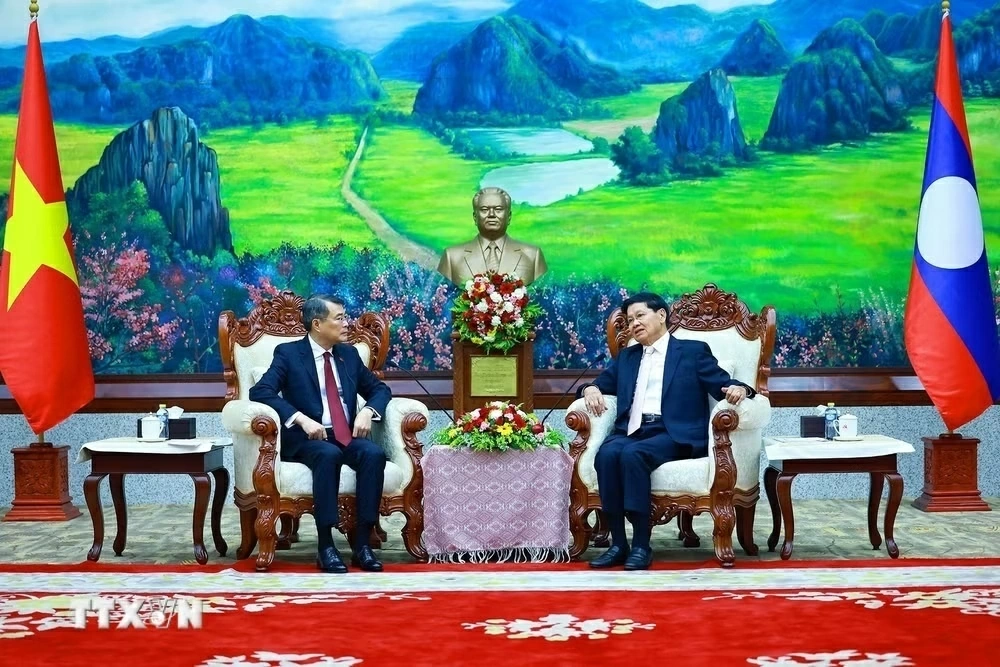 Thủ tướng Lê Minh Hưng hội kiến Tổng Bí thư, Chủ tịch nước Lào Thongloun Sisoulith