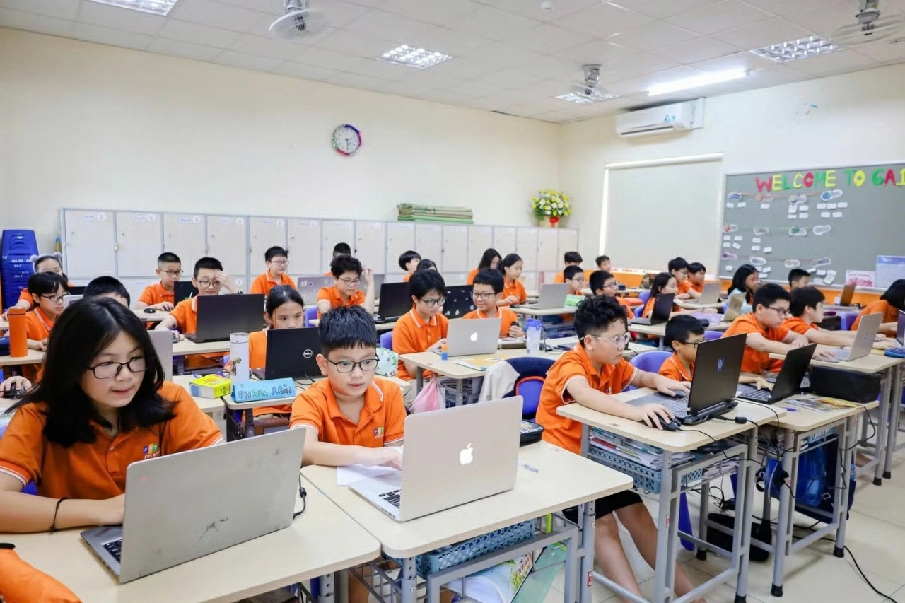 Giáo dục phải thay đổi để làm chủ AI, không để AI thay con người tư duy Giáo dục phải thay đổi để làm chủ AI, không để AI thay con người tư duy