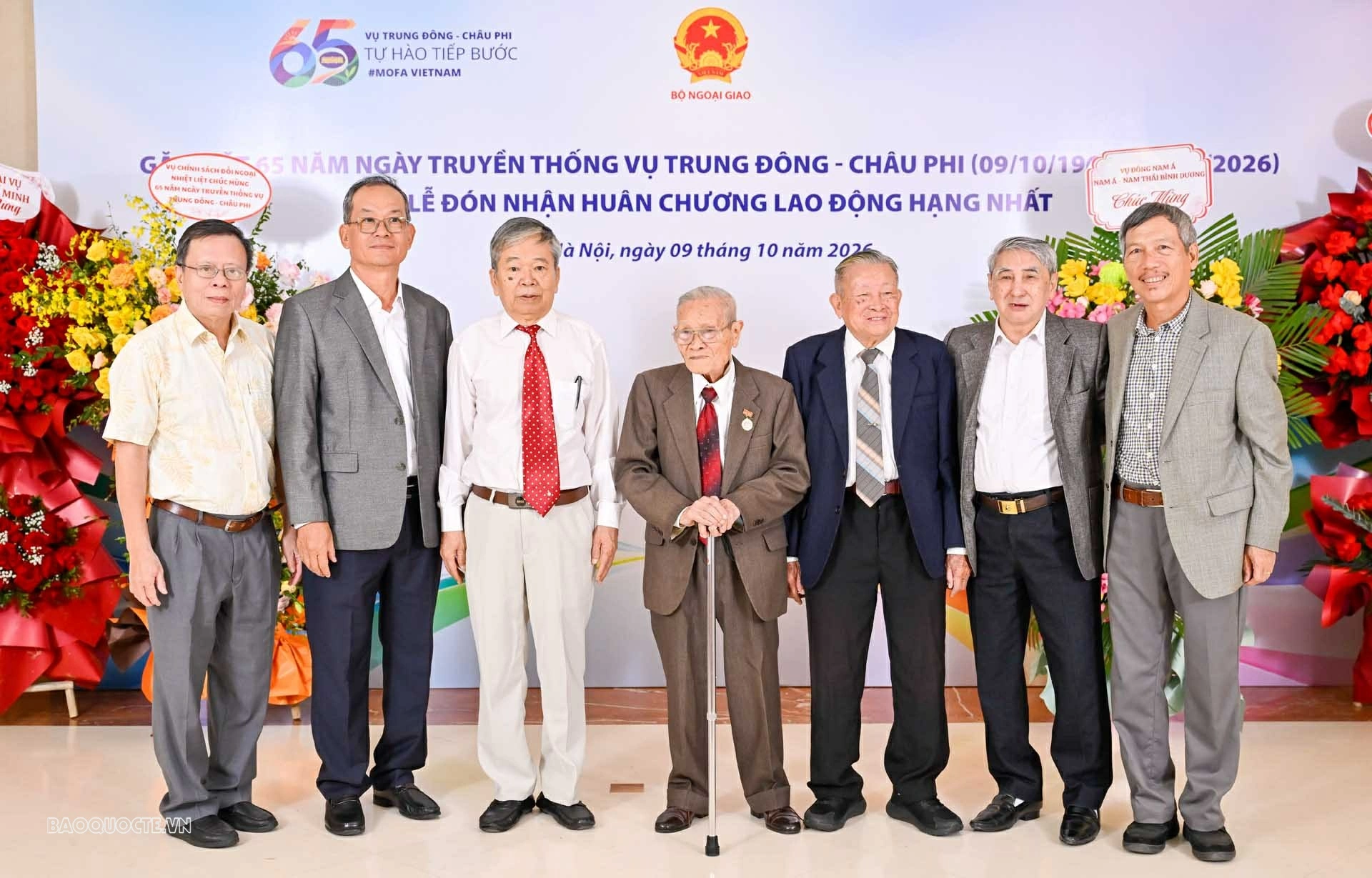 Vụ Trung Đông   châu Phi kỷ niệm 65 năm thành lập và đón nhận   Huân chương Lao động hạng Nhất