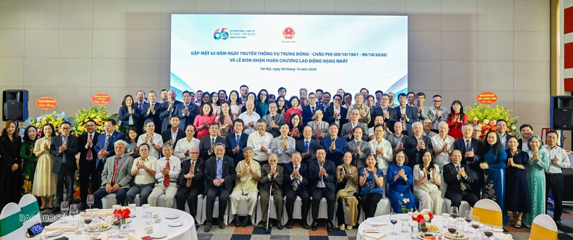Vụ Trung Đông   châu Phi kỷ niệm 65 năm thành lập và đón nhận   Huân chương Lao động hạng Nhất