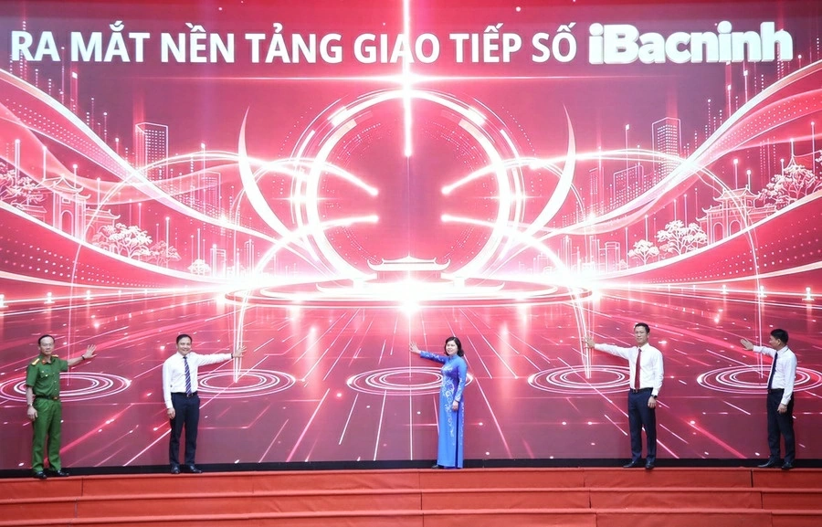 Th&agrave;nh phố Bắc Ninh ch&iacute;nh thức ra mắt nền tảng giao tiếp số giữa ch&iacute;nh quyền với người d&acirc;n v&agrave; doanh nghiệp iBacninh. 