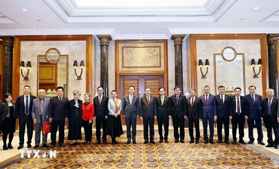 Chủ tịch Quốc hội Trần Thanh Mẫn tiếp các nhân sĩ hữu nghị Trung Quốc