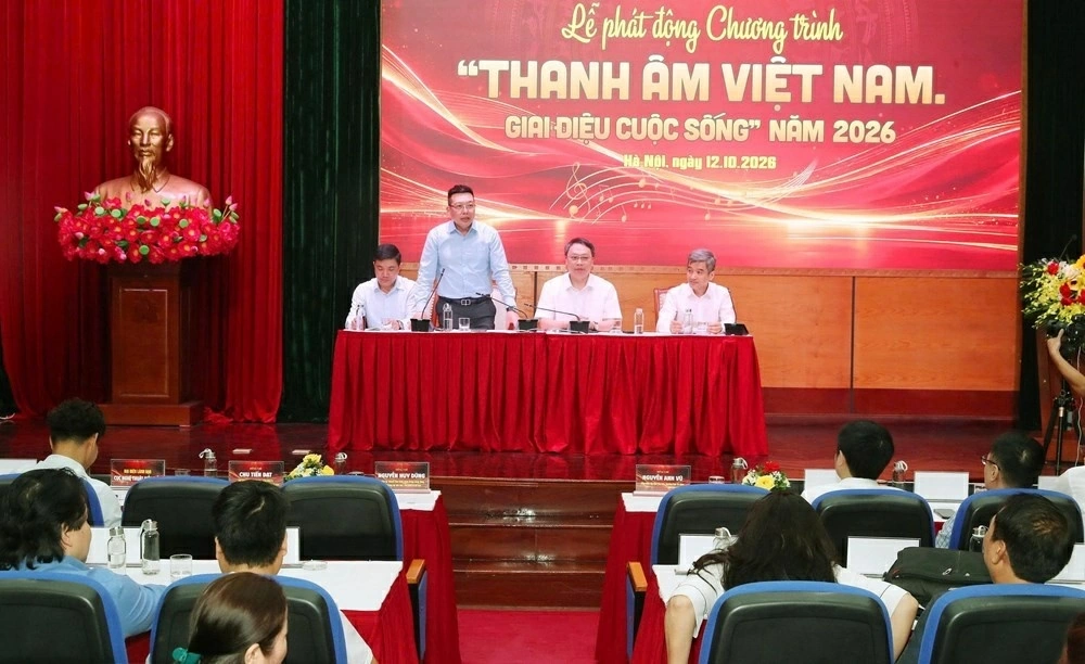 Góp nhặt thanh âm, làm giàu giai điệu Việt Nam Góp nhặt thanh âm, làm giàu giai điệu Việt Nam