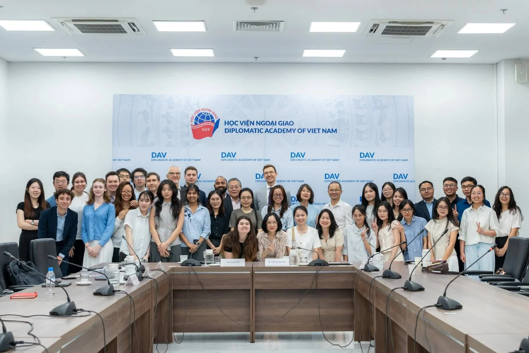 Phát huy vai trò thế hệ trẻ trong hợp tác quốc tế về biển