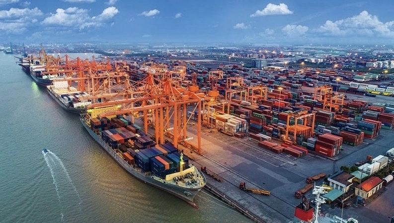 ​​​​​​​Macstar Group tiên phong phát triển vận tải thủy nội địa và ven biển, nắm bắt xu thế logistics xanh trong kỷ nguyên mới