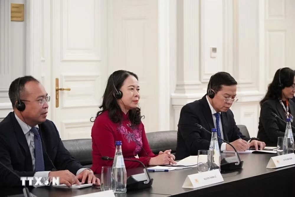 Phó Chủ tịch nước Võ Thị Ánh Xuân hội kiến lãnh đạo cấp cao Gruzia Phó Chủ tịch nước Võ Thị Ánh Xuân hội kiến lãnh đạo cấp cao Gruzia