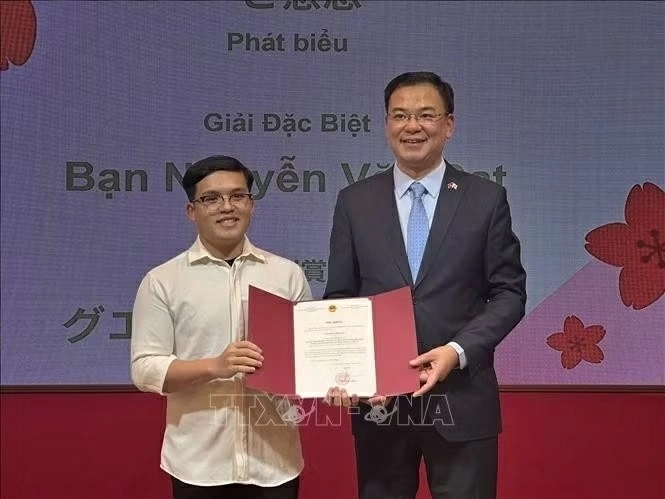 Người Việt tại Nhật Bản tích cực tham gia cuộc thi tìm hiểu pháp luật sở tại Người Việt tại Nhật Bản tích cực tham gia cuộc thi tìm hiểu pháp luật sở tại