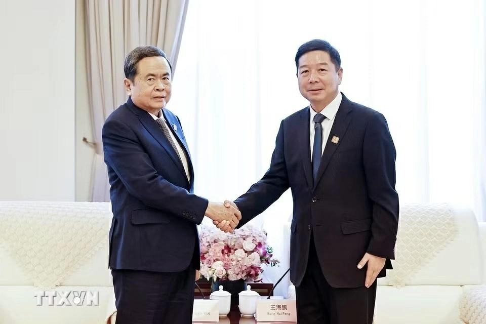 Chủ tịch Quốc hội Trần Thanh Mẫn thăm di tích lịch sử cách mạng tại tỉnh Thiểm Tây, Trung Quốc Chủ tịch Quốc hội Trần Thanh Mẫn thăm di tích lịch sử cách mạng tại tỉnh Thiểm Tây, Trung Quốc