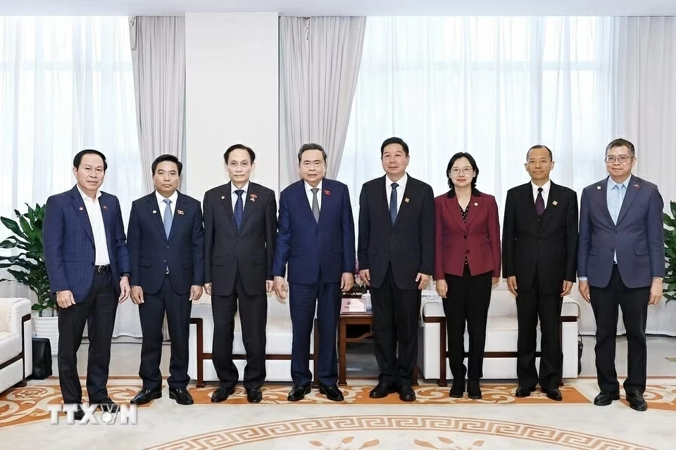 Chủ tịch Quốc hội Trần Thanh Mẫn thăm di tích lịch sử cách mạng tại tỉnh Thiểm Tây, Trung Quốc Chủ tịch Quốc hội Trần Thanh Mẫn thăm di tích lịch sử cách mạng tại tỉnh Thiểm Tây, Trung Quốc