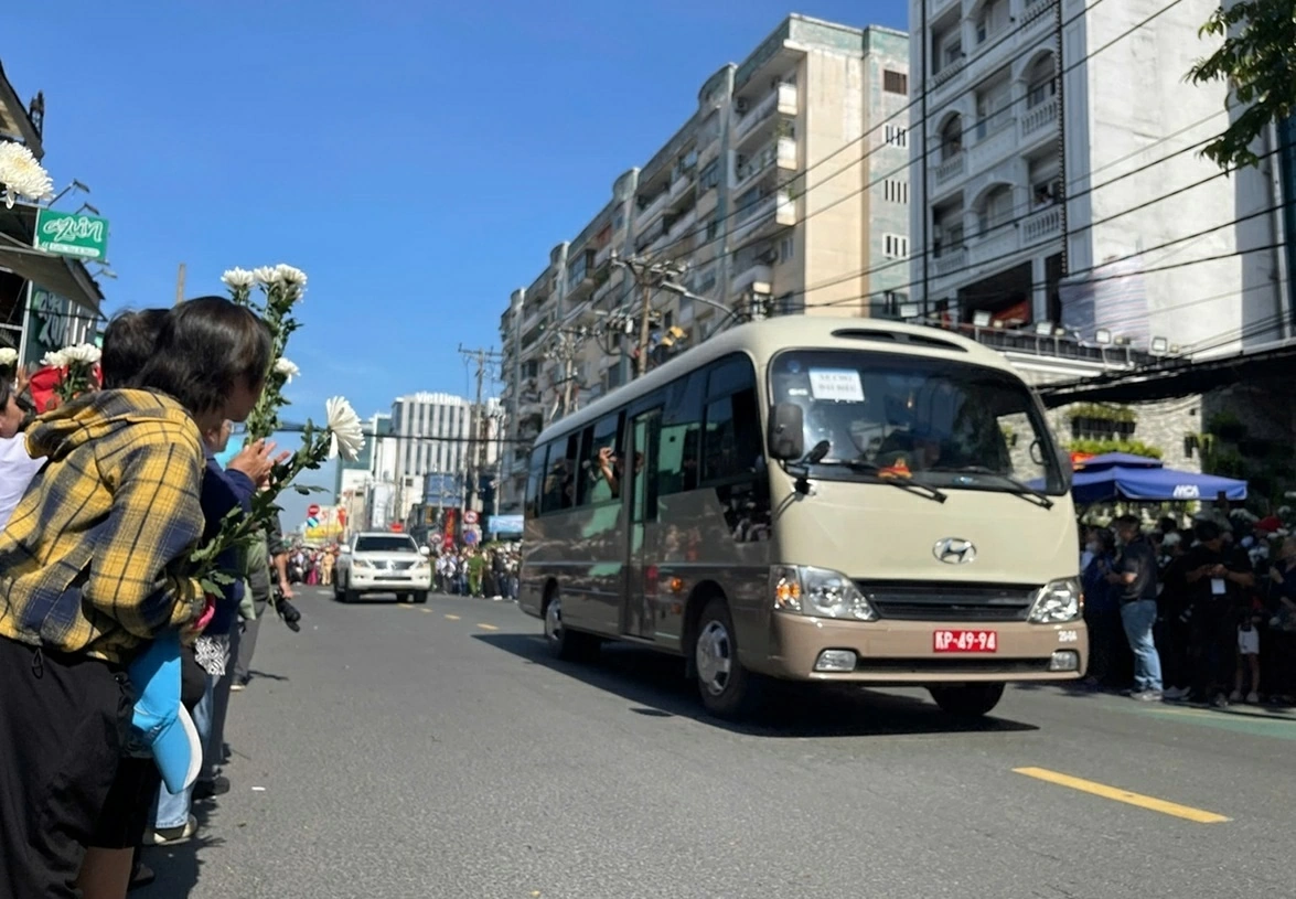 Trang nghiêm và xúc động lễ truy điệu 731 hài cốt liệt sĩ tại TP. Hồ Chí Minh